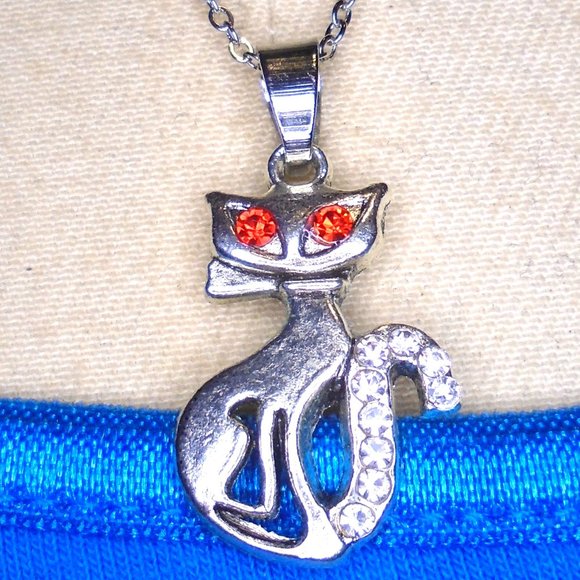 2/$25 NWOT Adorable kitty Cat Rhinestone necklace Jeweled Kitten Charm pendant - Picture 1 of 5
